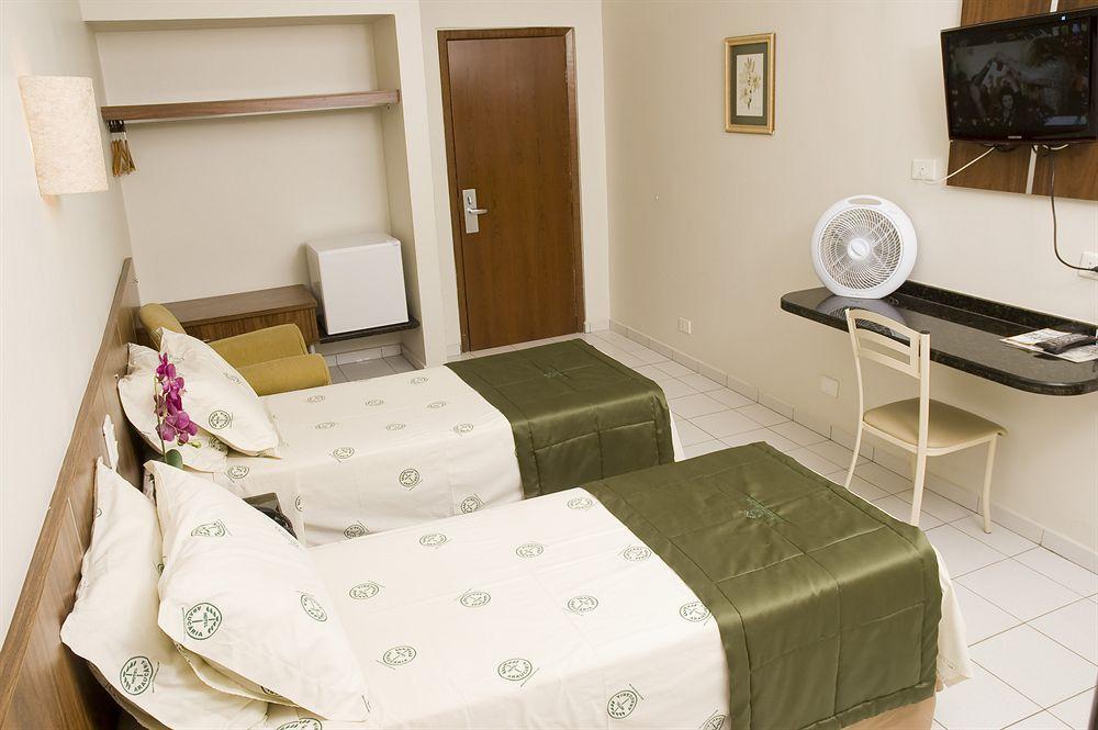 Araucaria Hotel Business - Maringá Bagian luar foto
