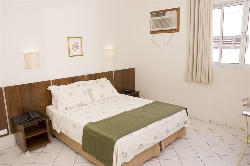 Araucaria Hotel Business - Maringá Bagian luar foto