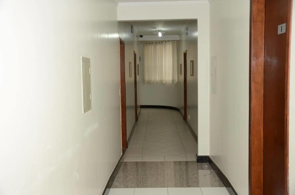 Araucaria Hotel Business - Maringá Bagian luar foto