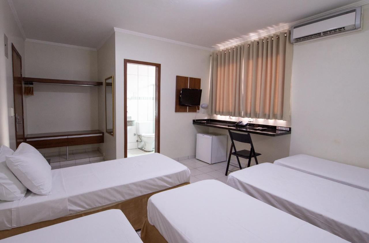 Araucaria Hotel Business - Maringá Bagian luar foto