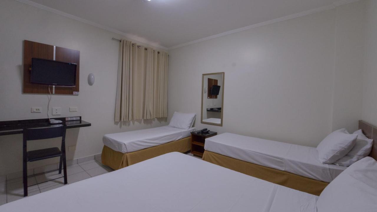 Araucaria Hotel Business - Maringá Bagian luar foto