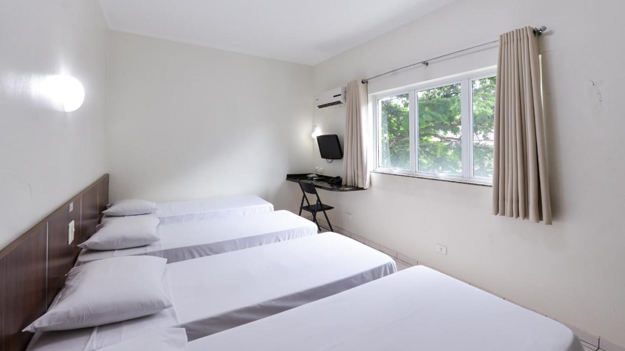 Araucaria Hotel Business - Maringá Bagian luar foto